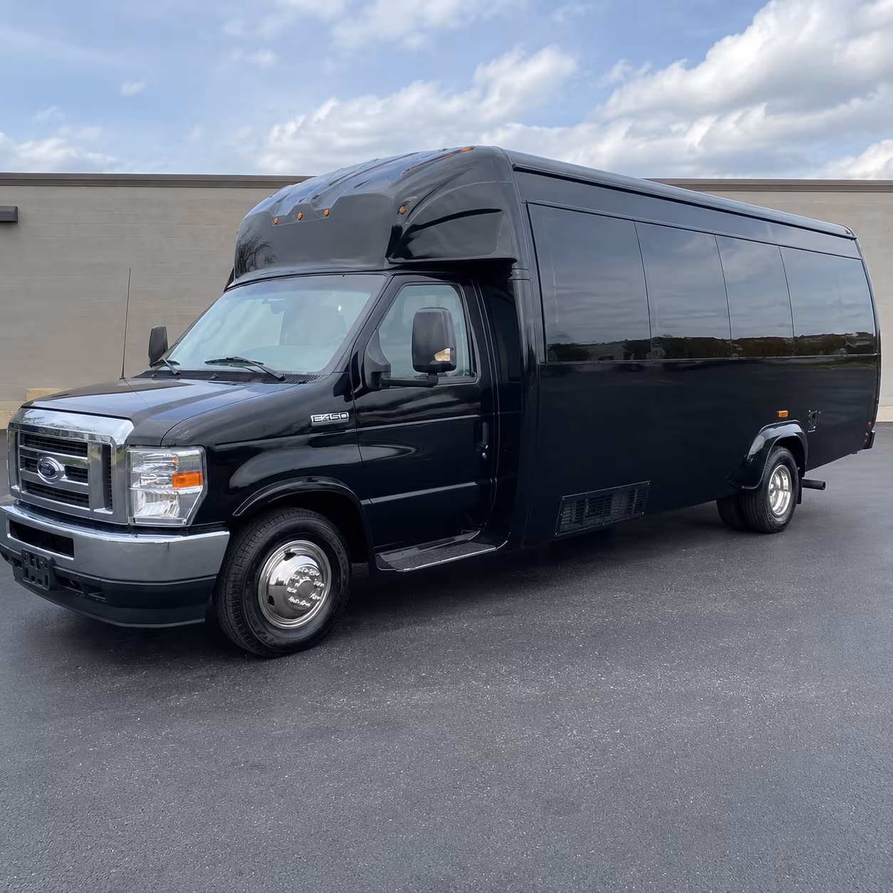Lafayette Birthday, Sweet 16, & Quinceañera Party Bus Rentals