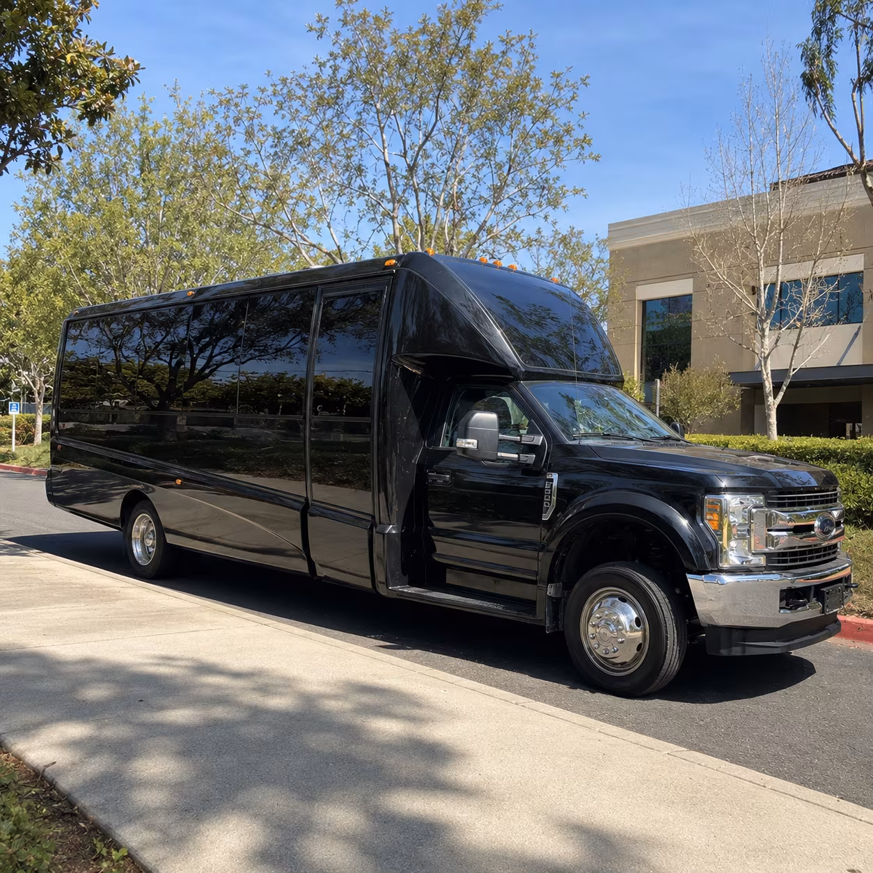 Lafayette Homecoming & Prom Party Bus Rentals