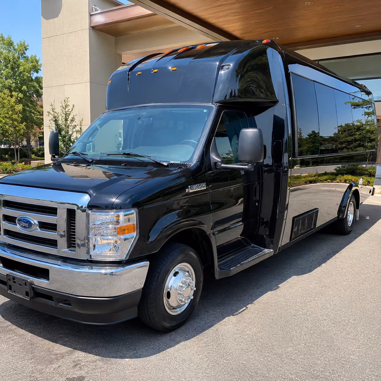 New Orleans Birthday, Sweet 16, & Quinceañera Transportation party bus interior