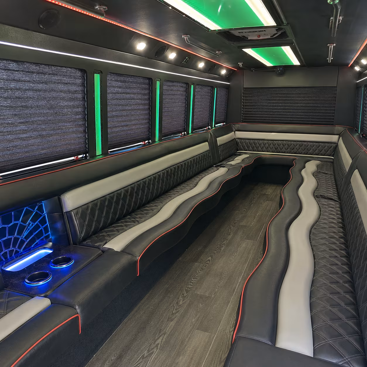 New Orleans Prom & Homecoming Transportation group transportation